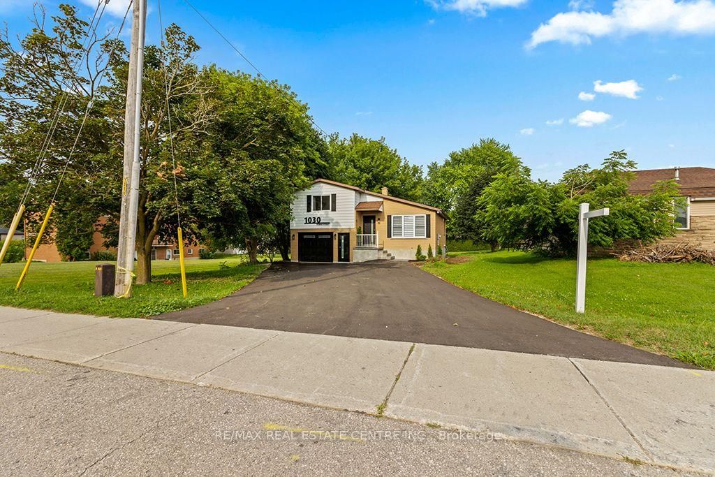 1030 Yonge Street S • Brockton, ON photo 2
