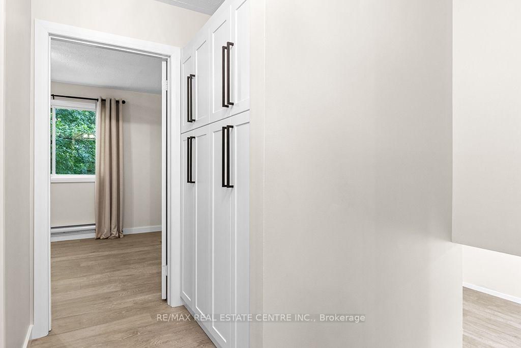 1030 Yonge Street S • Brockton, ON photo 22