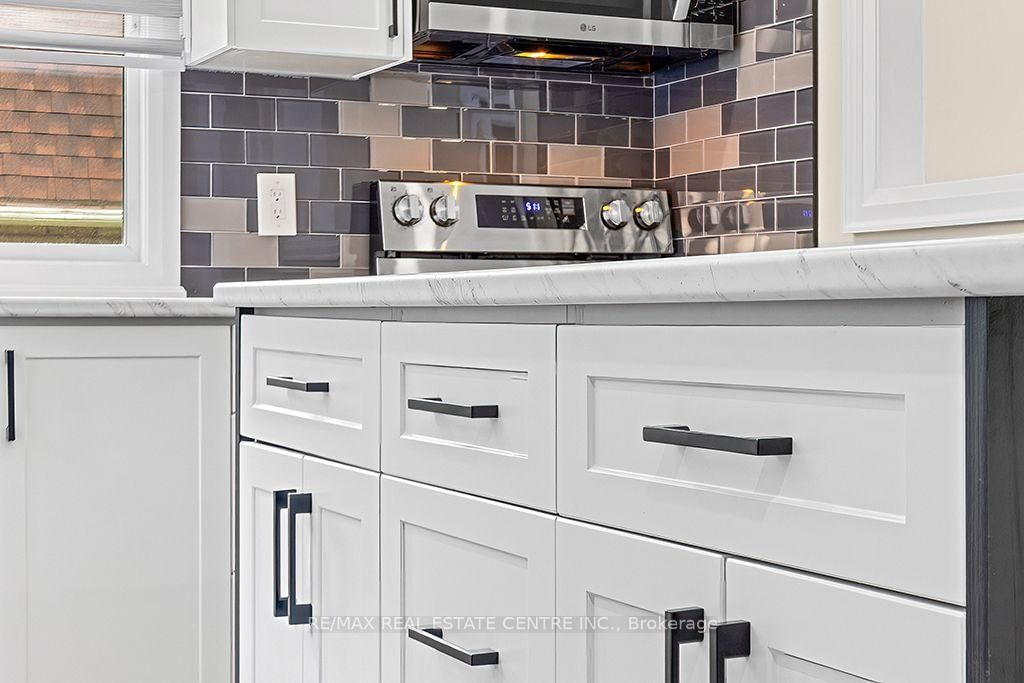 1030 Yonge Street S • Brockton, ON photo 5