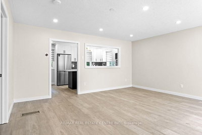 1030 Yonge Street S • Brockton, ON photo 9