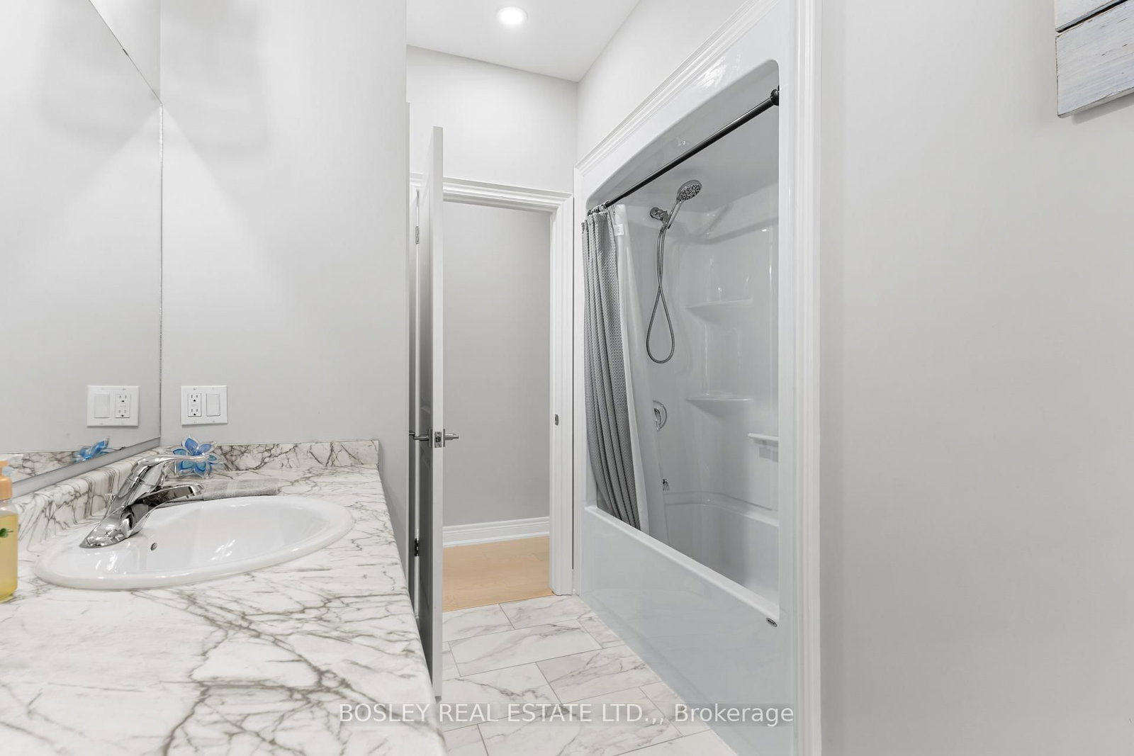 591 GAISER Road • Welland, ON photo 15