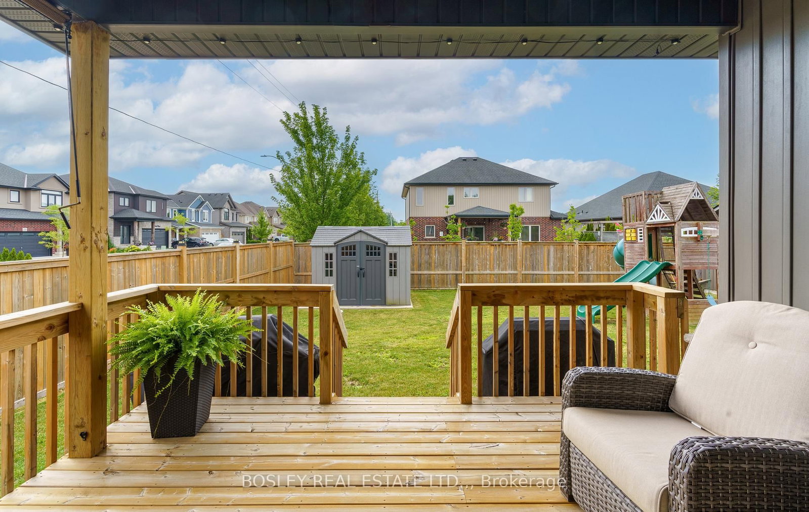 591 GAISER Road • Welland, ON photo 35