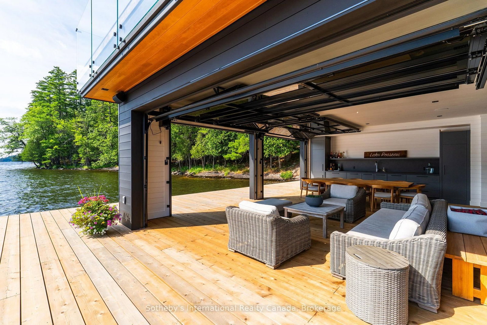 1097 Armstrong Point Road • Muskoka Lakes, ON photo 11