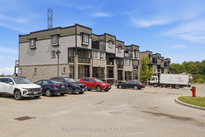 17G - 1989 Ottawa Street S