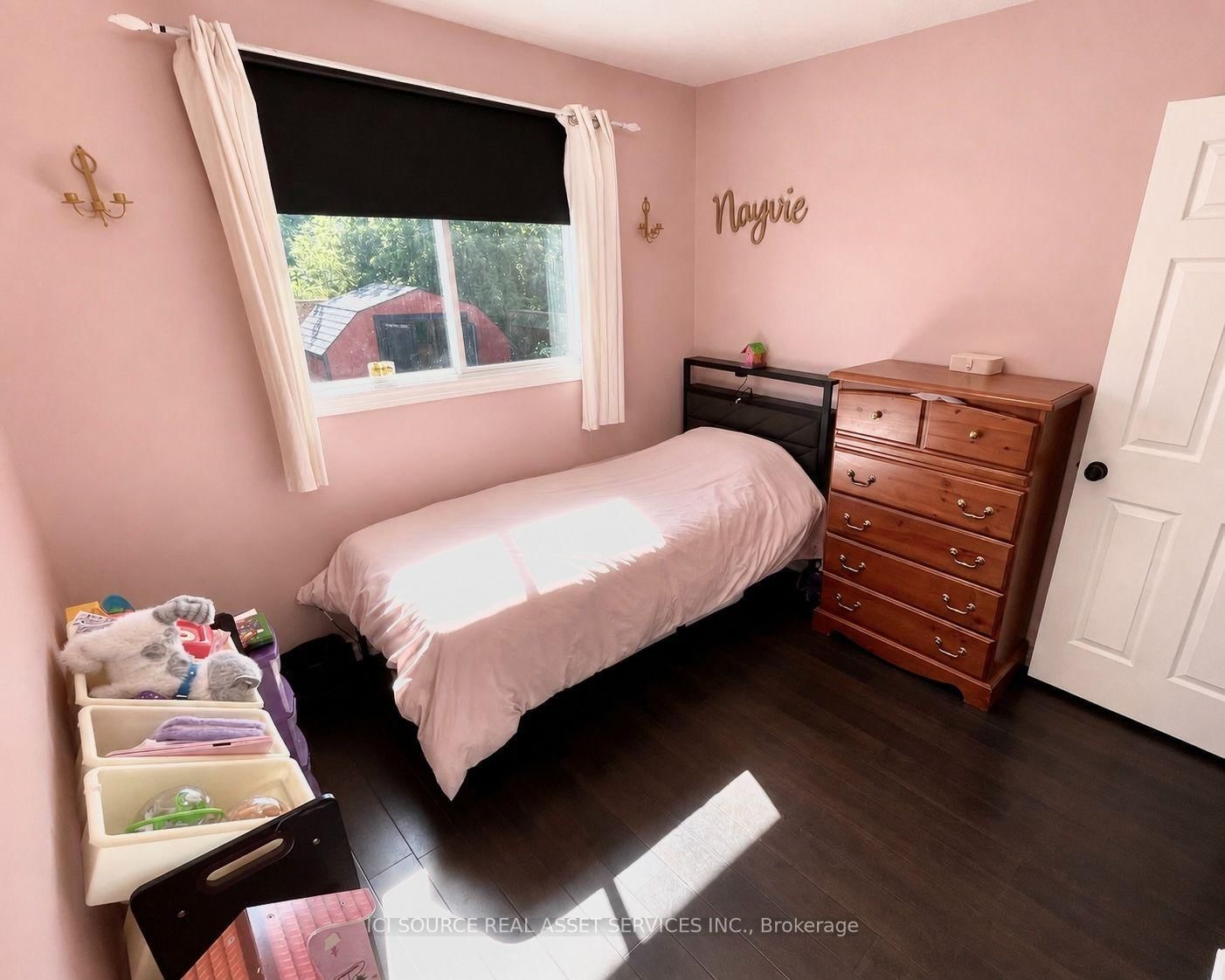 34 Grantham Avenue • St. Catharines, ON photo 10