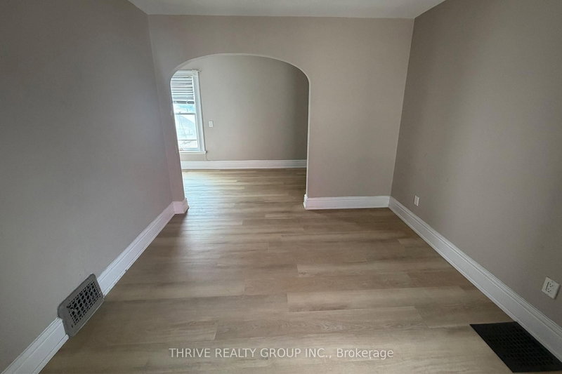 Upper - 642 Richmond Street