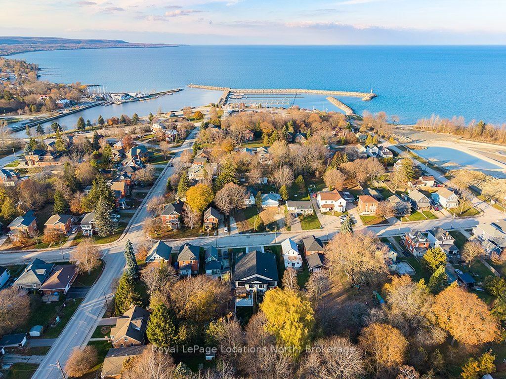 145 Boucher Street E • Meaford, ON photo 2