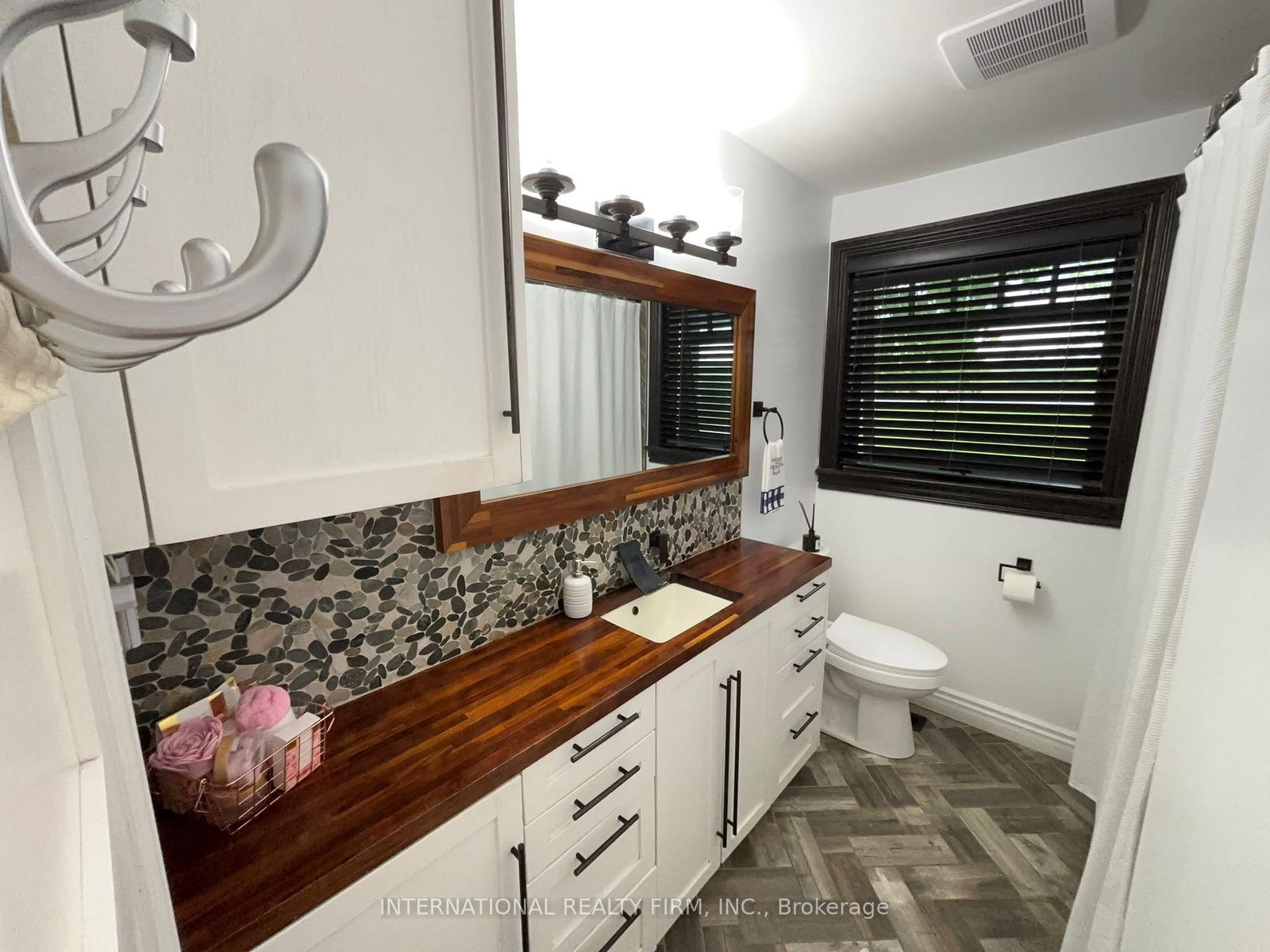9364 Wellington Rd 124 • Erin, ON photo 21