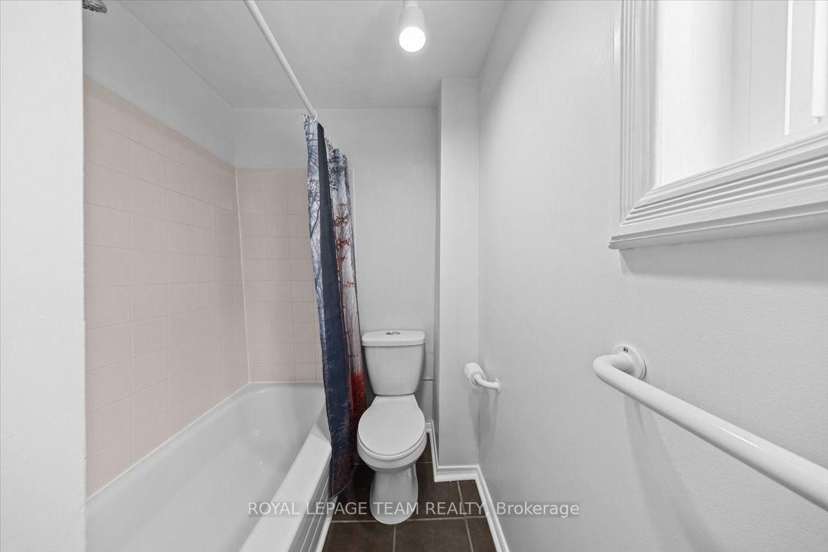 135 Upper Lorne Place • Ottawa, ON photo 29