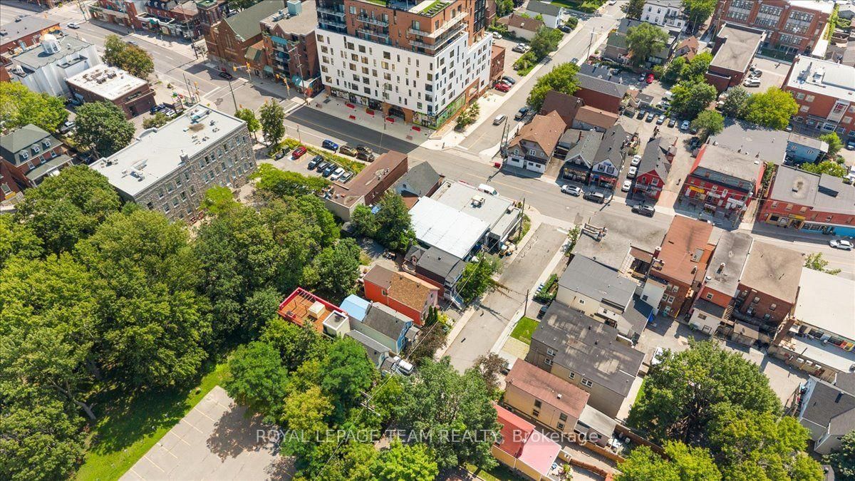 135 Upper Lorne Place • Ottawa, ON photo 46