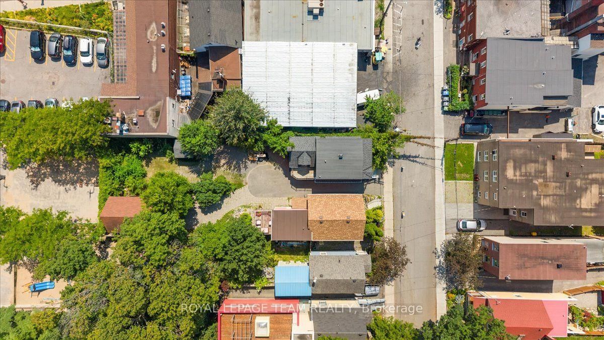 135 Upper Lorne Place • Ottawa, ON photo 47