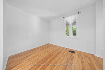 135 Upper Lorne Place • Ottawa, ON photo 7