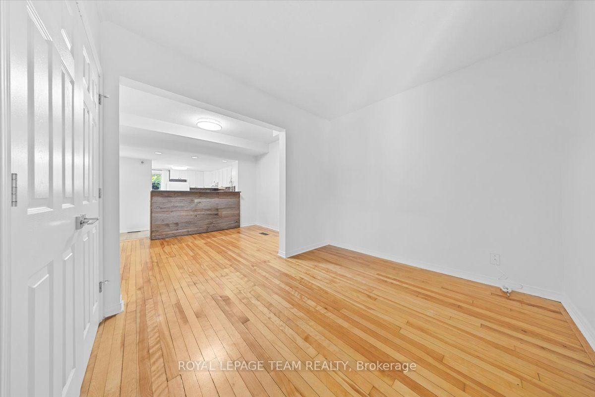 135 Upper Lorne Place • Ottawa, ON photo 8