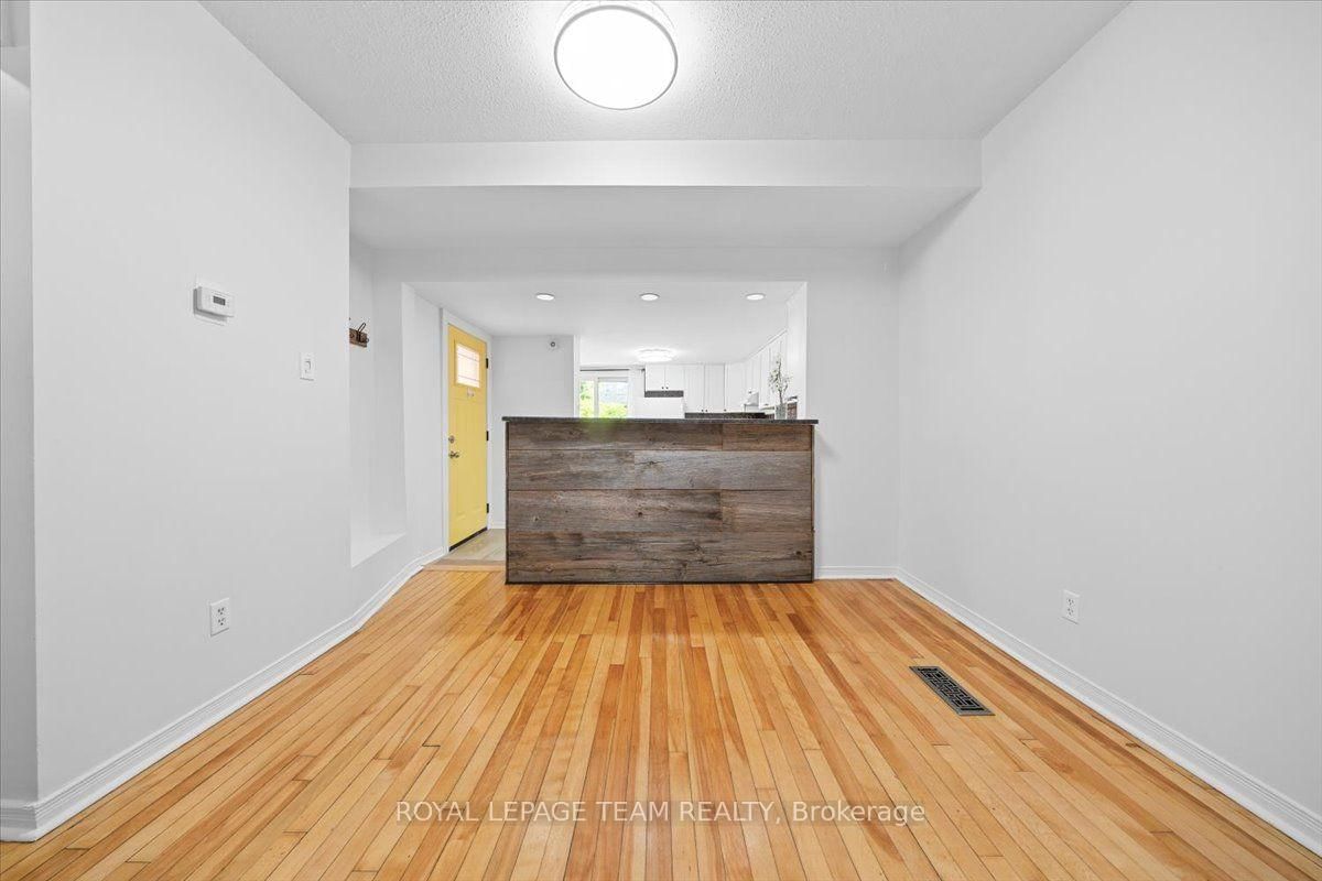 135 Upper Lorne Place • Ottawa, ON photo 9