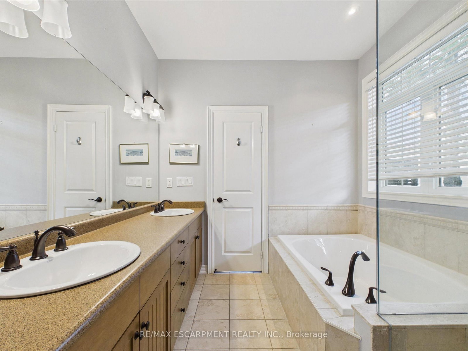 23 Spencer Street • Bracebridge, ON photo 20