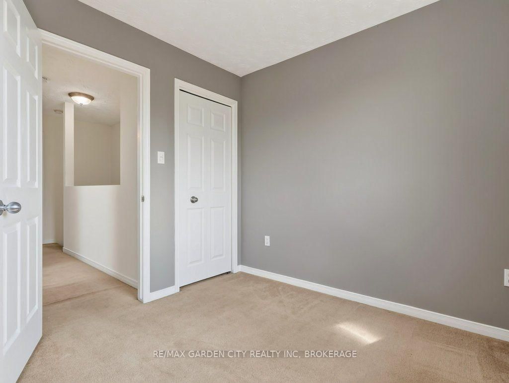 211 Morton Street S • Thorold, ON photo 24