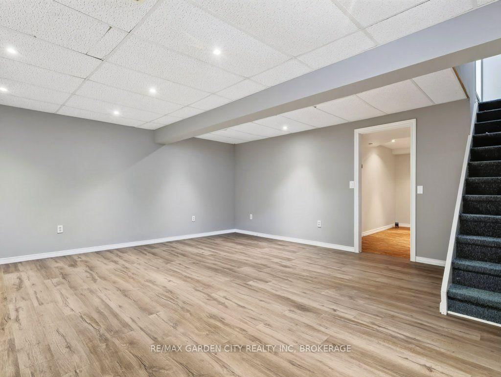 211 Morton Street S • Thorold, ON photo 38