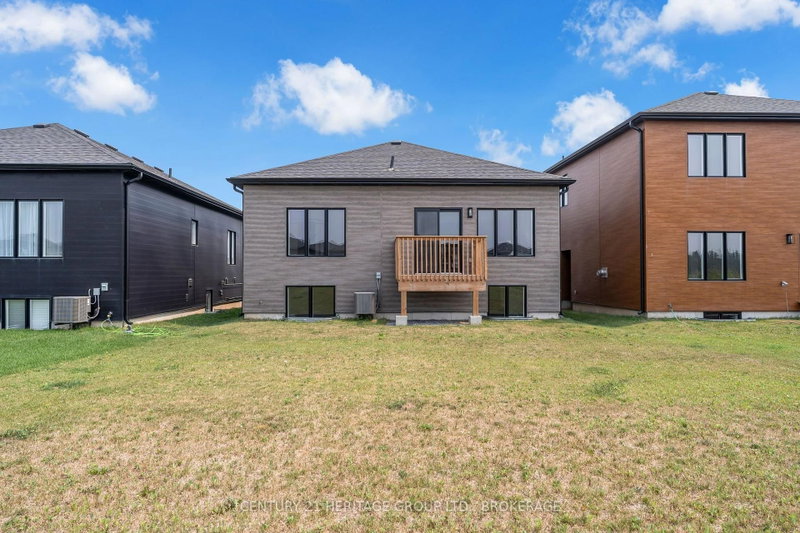 60 Dusenbury Drive