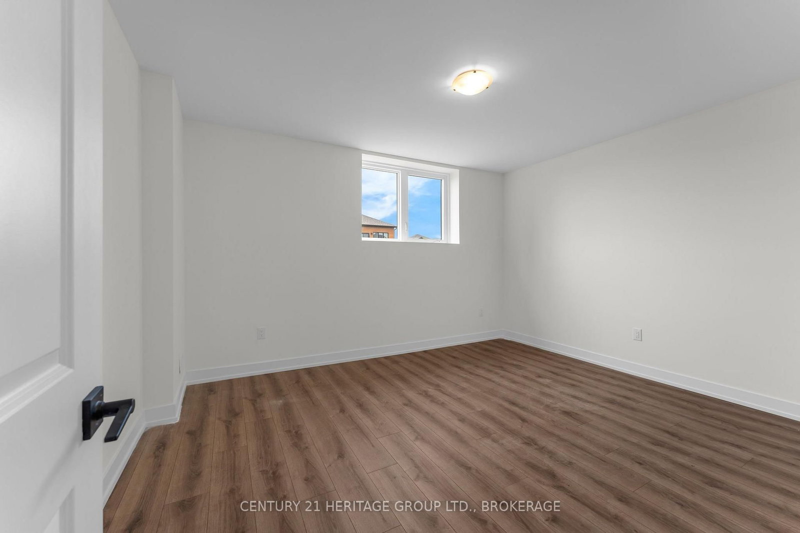 60 Dusenbury Drive • Bissett Creek, ON photo 35