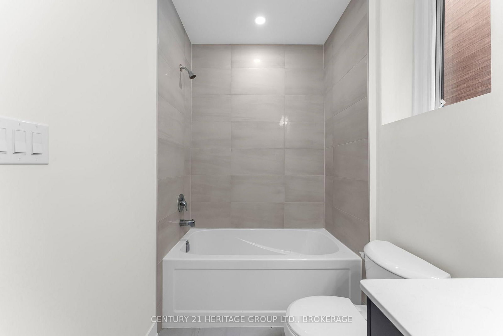 60 Dusenbury Drive • Bissett Creek, ON photo 39