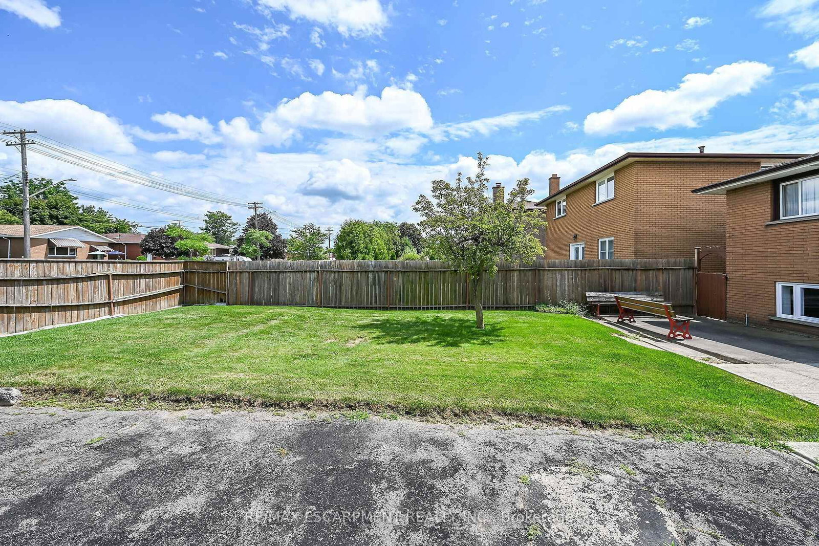 39 Algonquin Court • Hamilton, ON photo 47