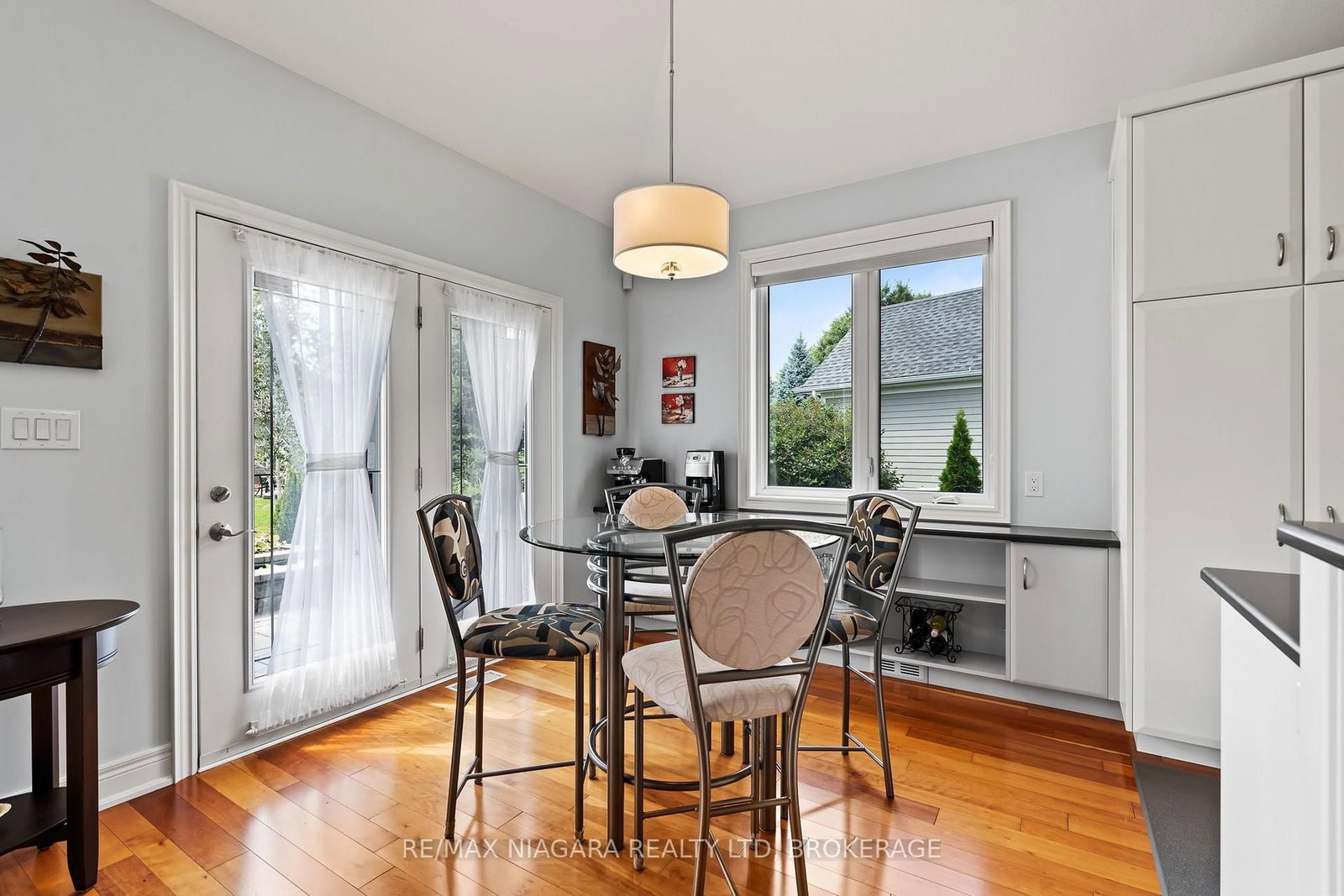 27 Driftwood Trail • Fort Erie, ON photo 14