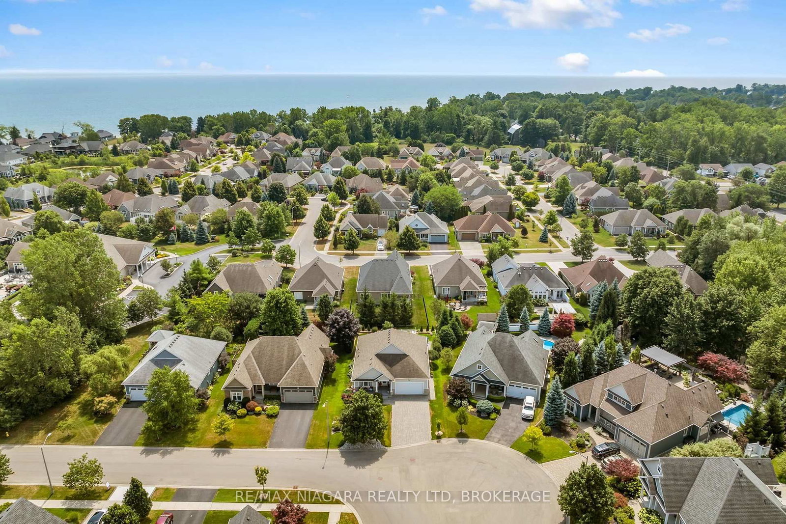 27 Driftwood Trail • Fort Erie, ON photo 36
