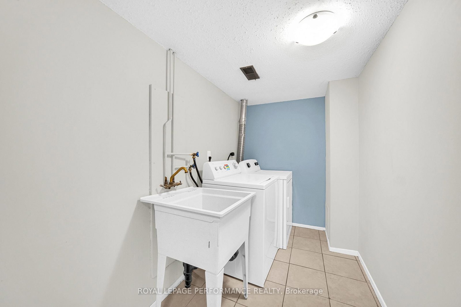 6966 Bois Avenue • Orleans, ON photo 6