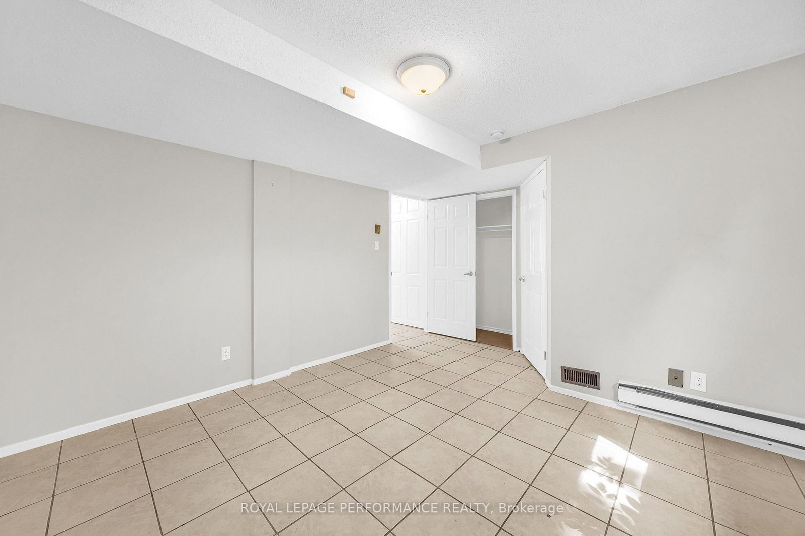 6966 Bois Avenue • Orleans, ON photo 8