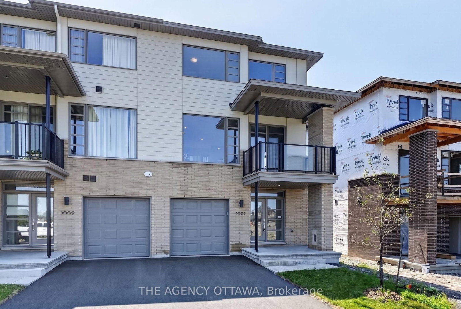 3007 Showcase Crescent • Ottawa, ON photo 1