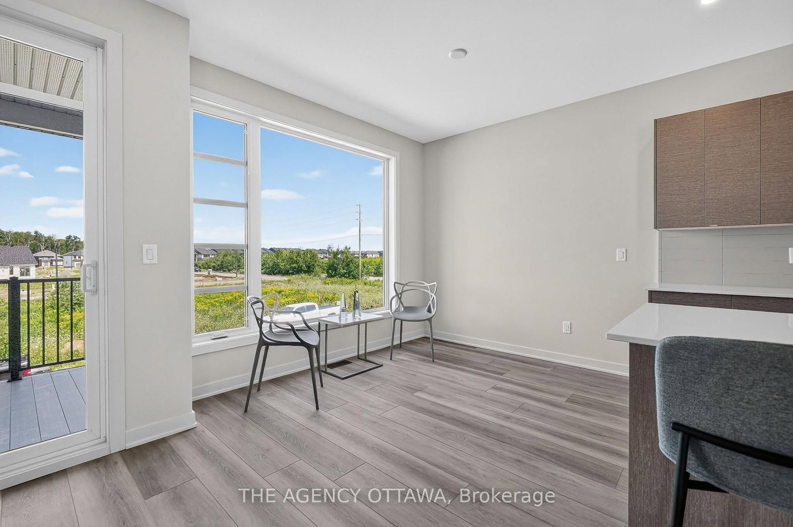 3007 Showcase Crescent • Ottawa, ON photo 14