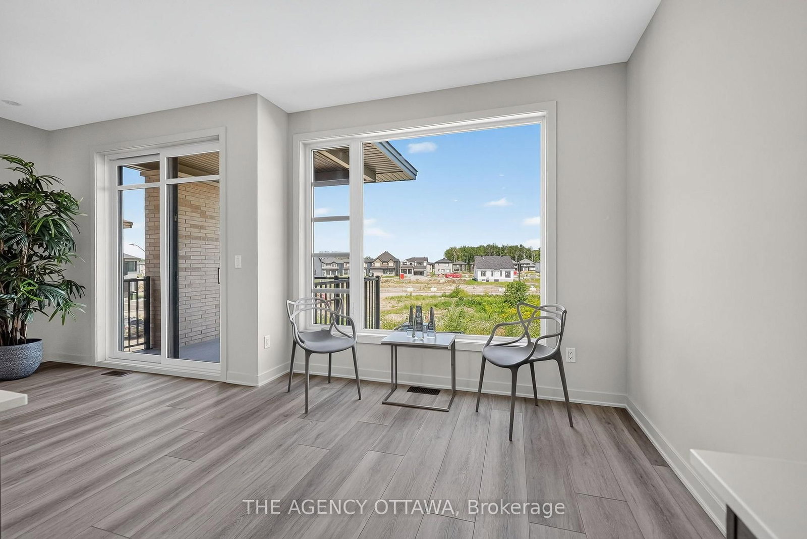 3007 Showcase Crescent • Ottawa, ON photo 15