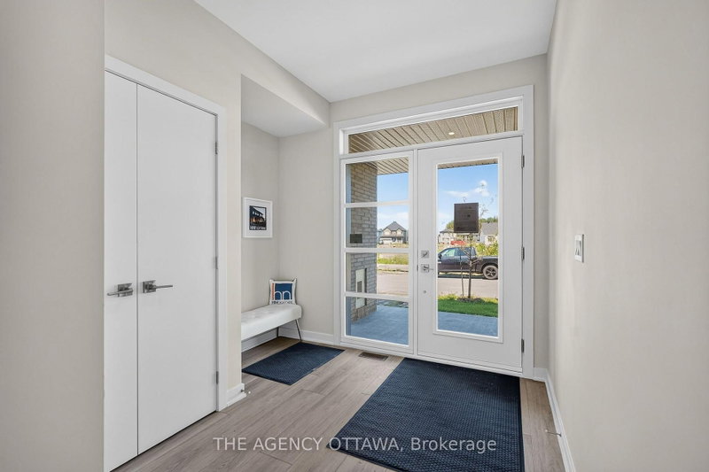 3007 Showcase Crescent