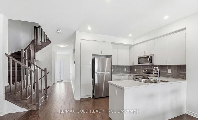 36 Jargeau Road S