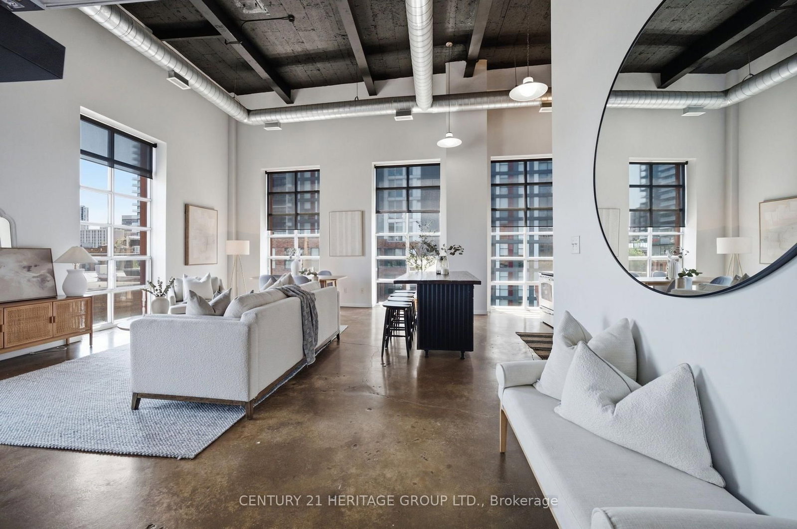 11 Rebecca Street • #410 • Hamilton, ON photo 4