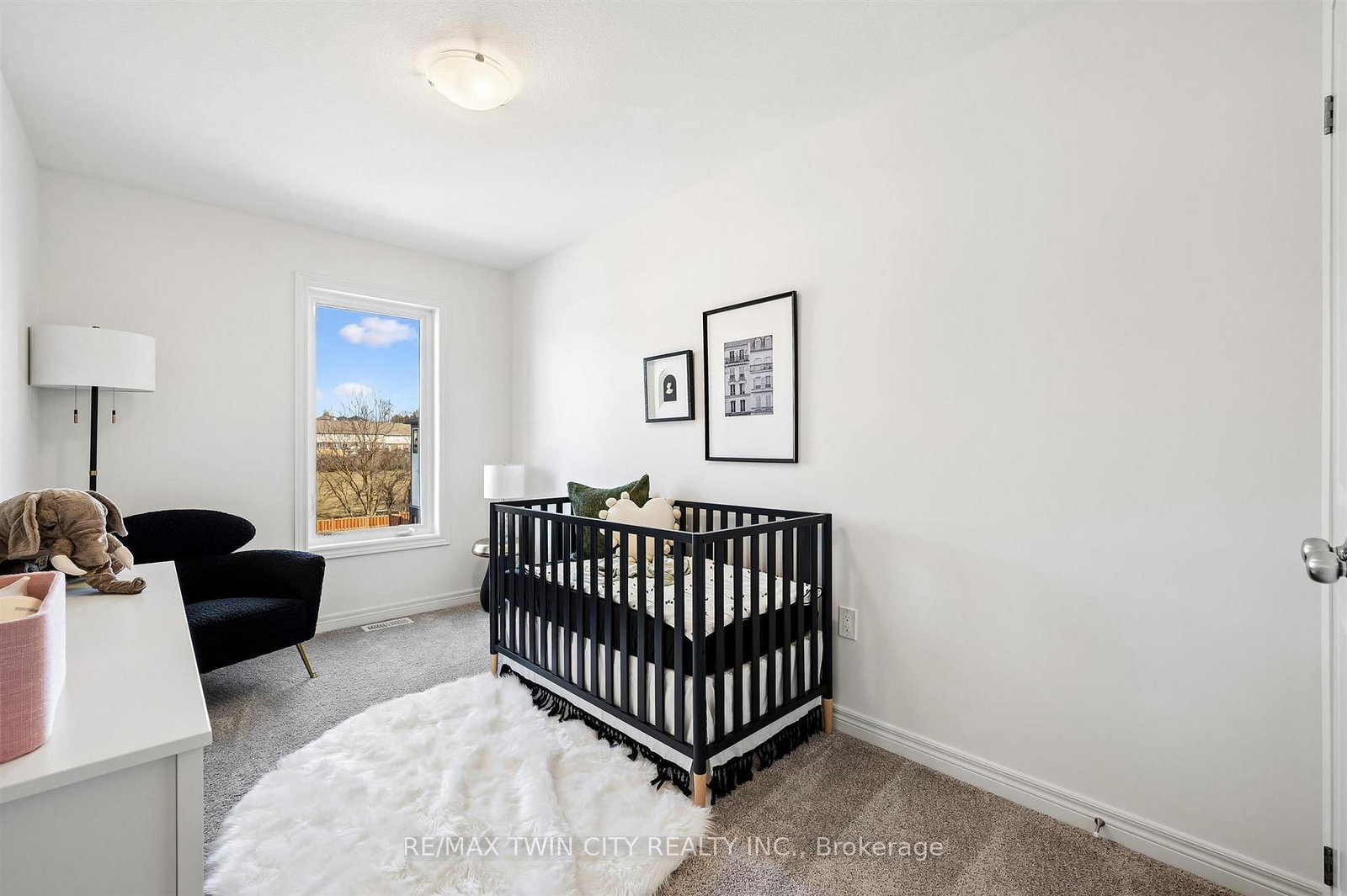 14 Sora Lane • Guelph, ON photo 14