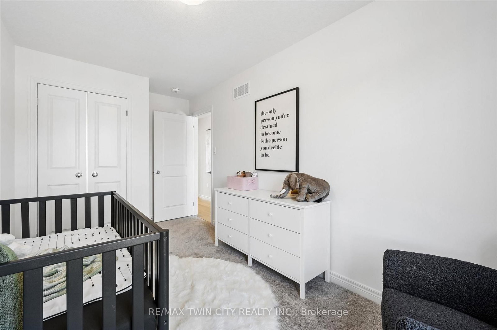14 Sora Lane • Guelph, ON photo 15
