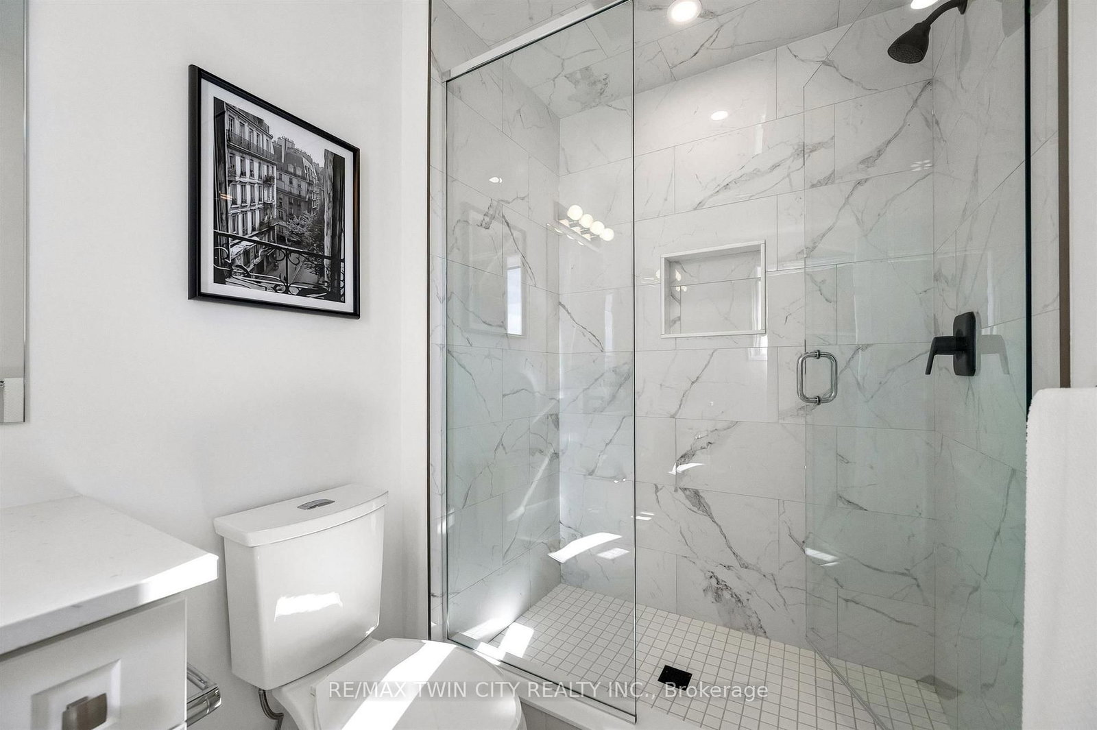 14 Sora Lane • Guelph, ON photo 33