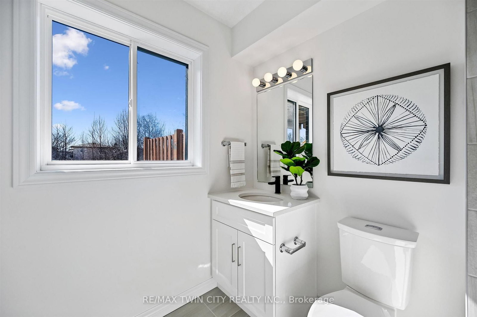 14 Sora Lane • Guelph, ON photo 35