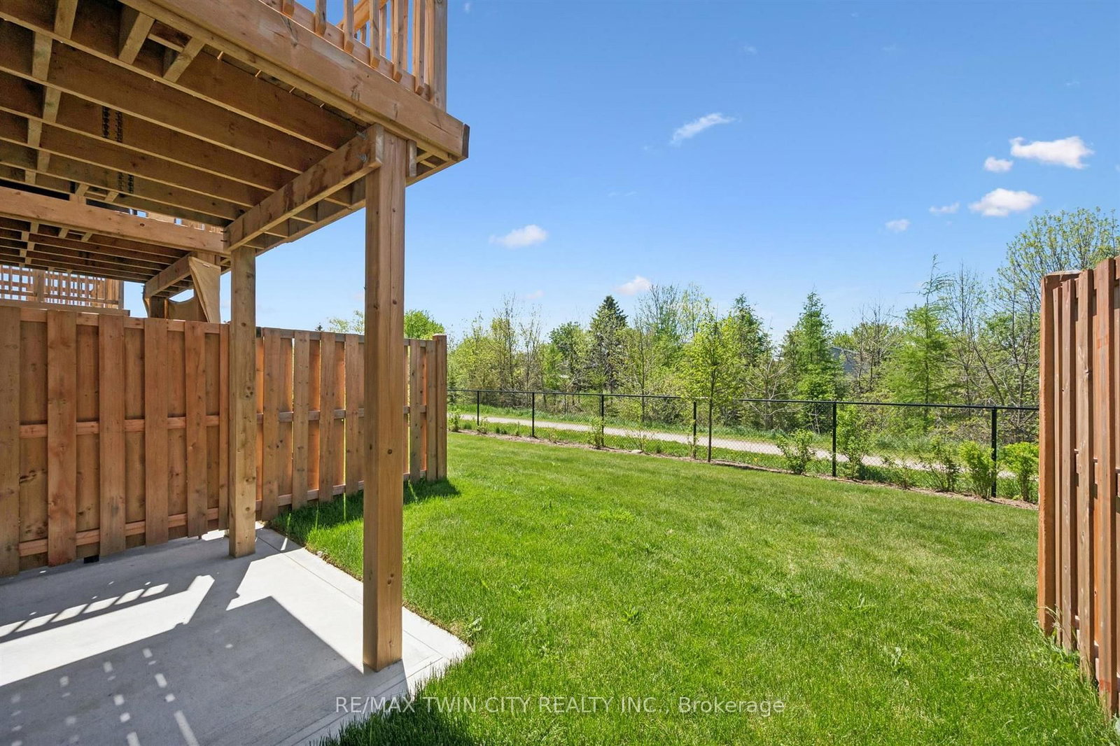 14 Sora Lane • Guelph, ON photo 40