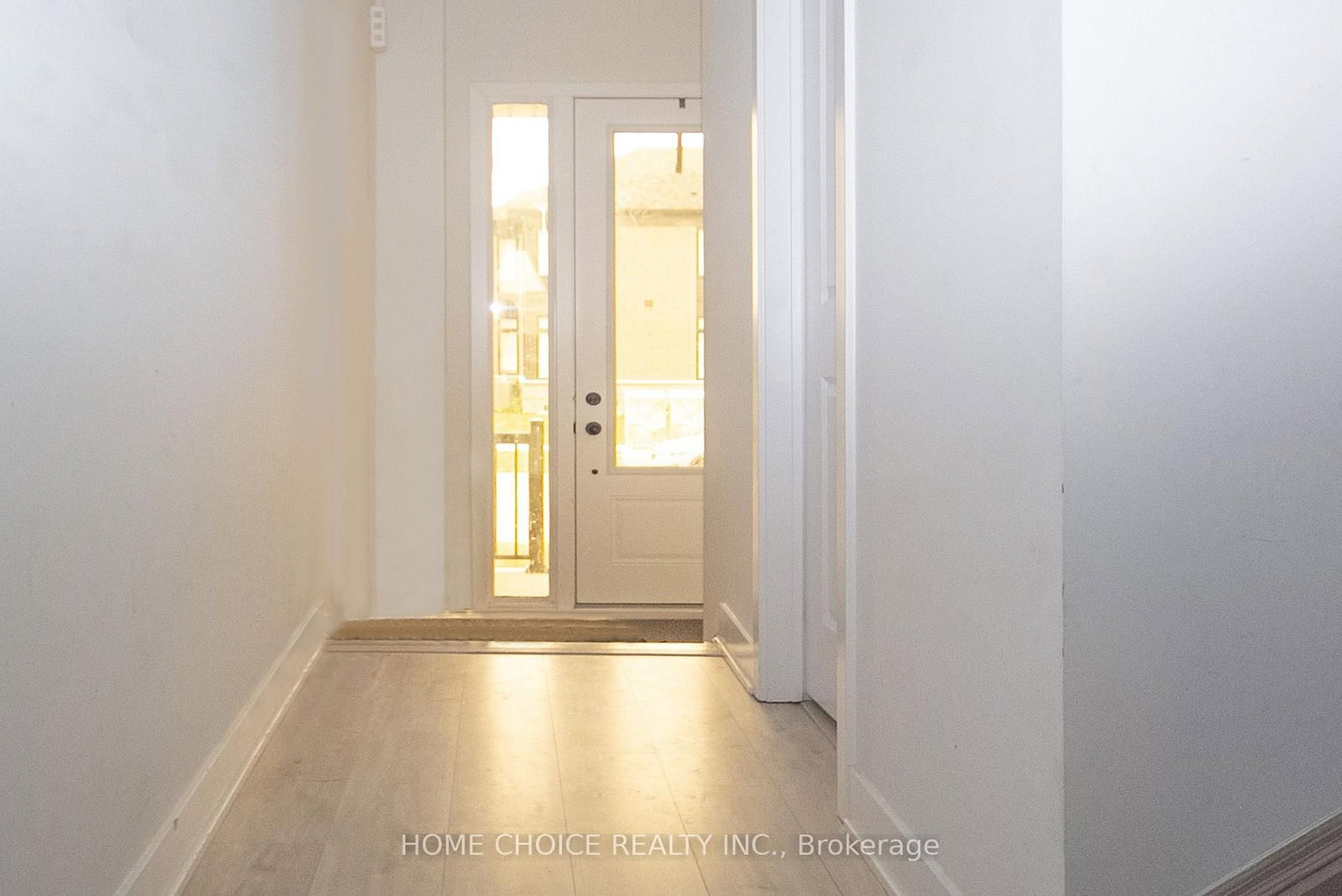 639 Pollock Grove E • Peterborough, ON photo 4