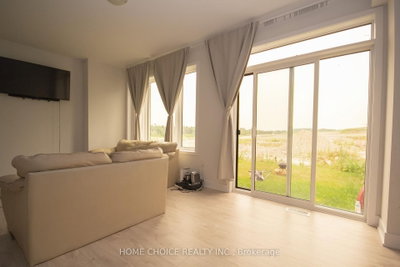 639 Pollock Grove E • Peterborough, ON photo 6