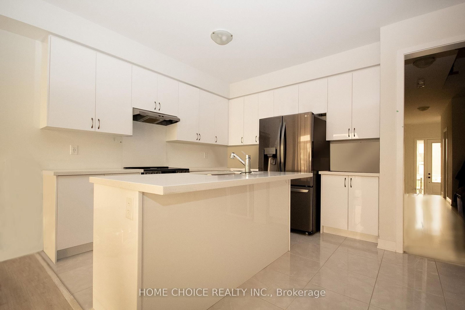 639 Pollock Grove E • Peterborough, ON photo 8