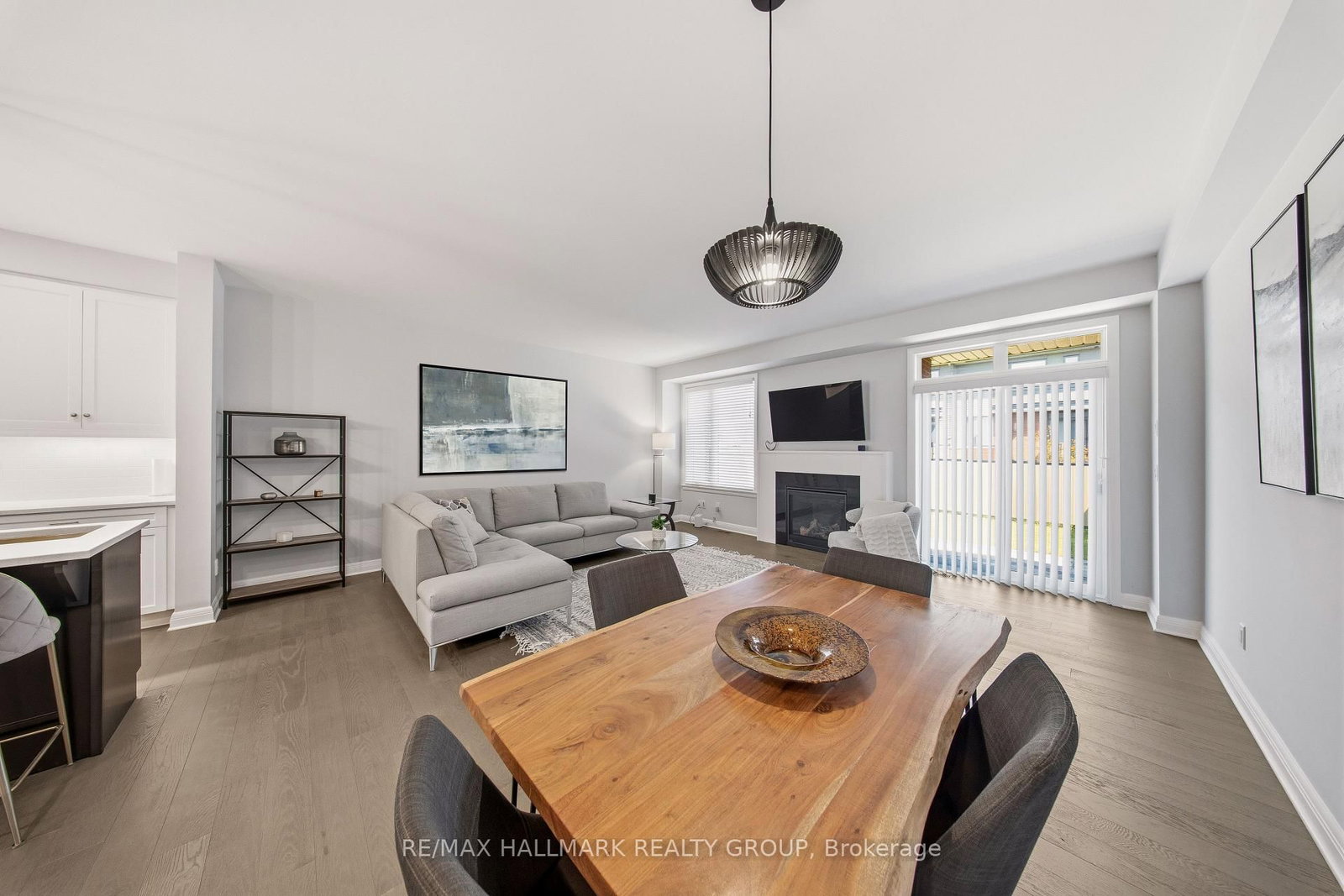 870 Moses Tennisco Street • Ottawa, ON photo 12