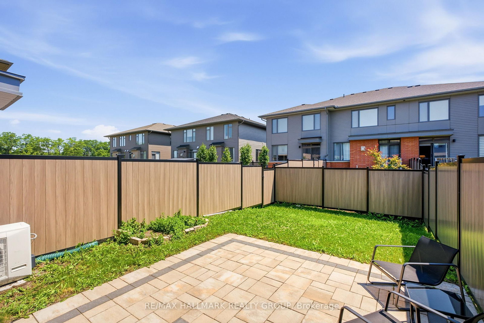 870 Moses Tennisco Street • Ottawa, ON photo 34