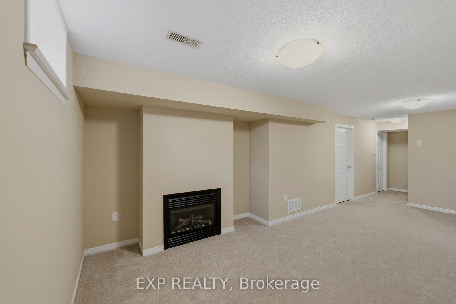 118 Laramie Crescent • Ottawa, ON photo 31
