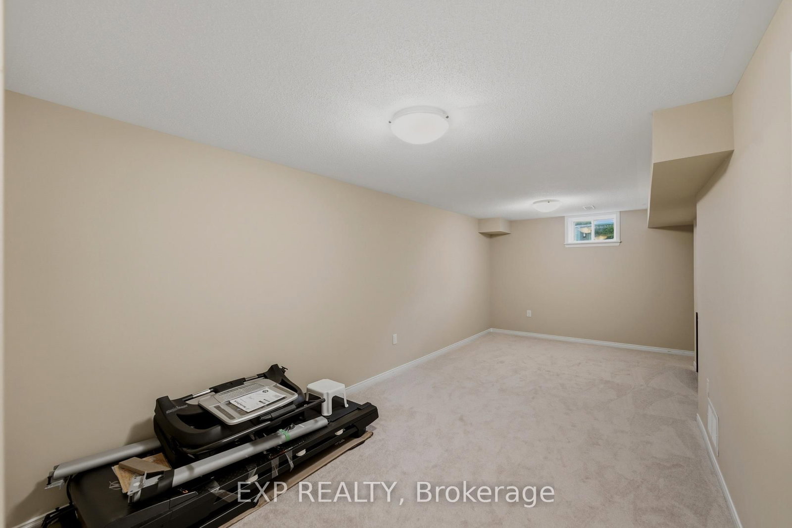 118 Laramie Crescent • Ottawa, ON photo 32