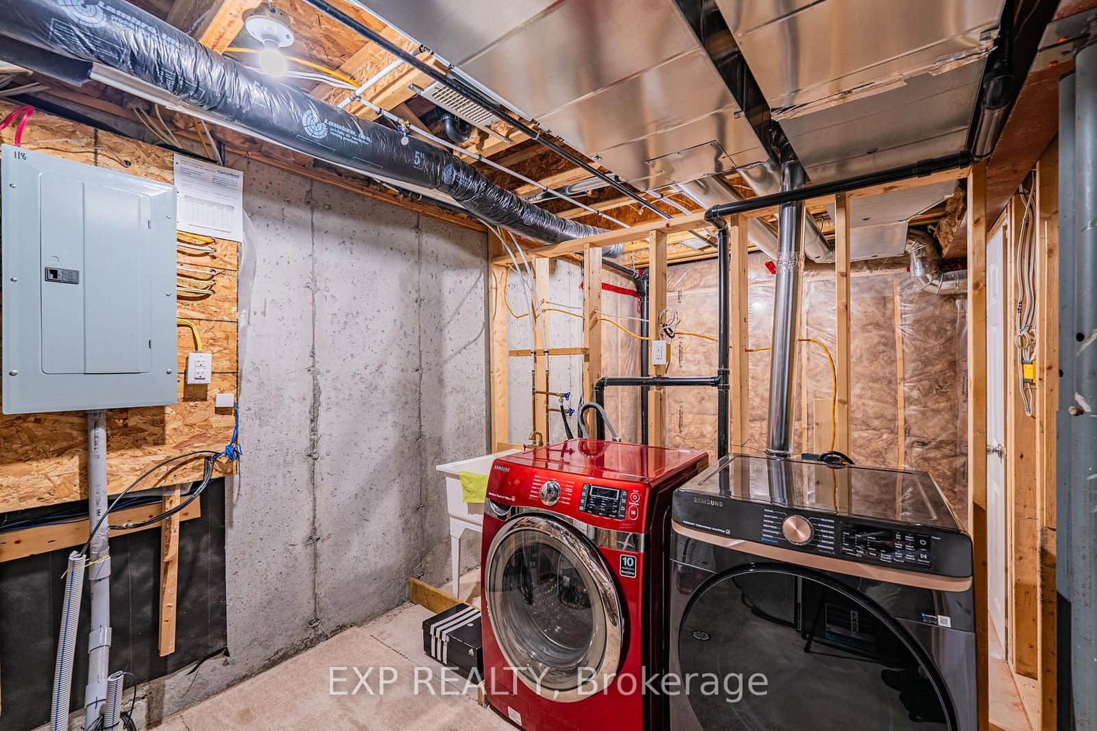 118 Laramie Crescent • Ottawa, ON photo 33