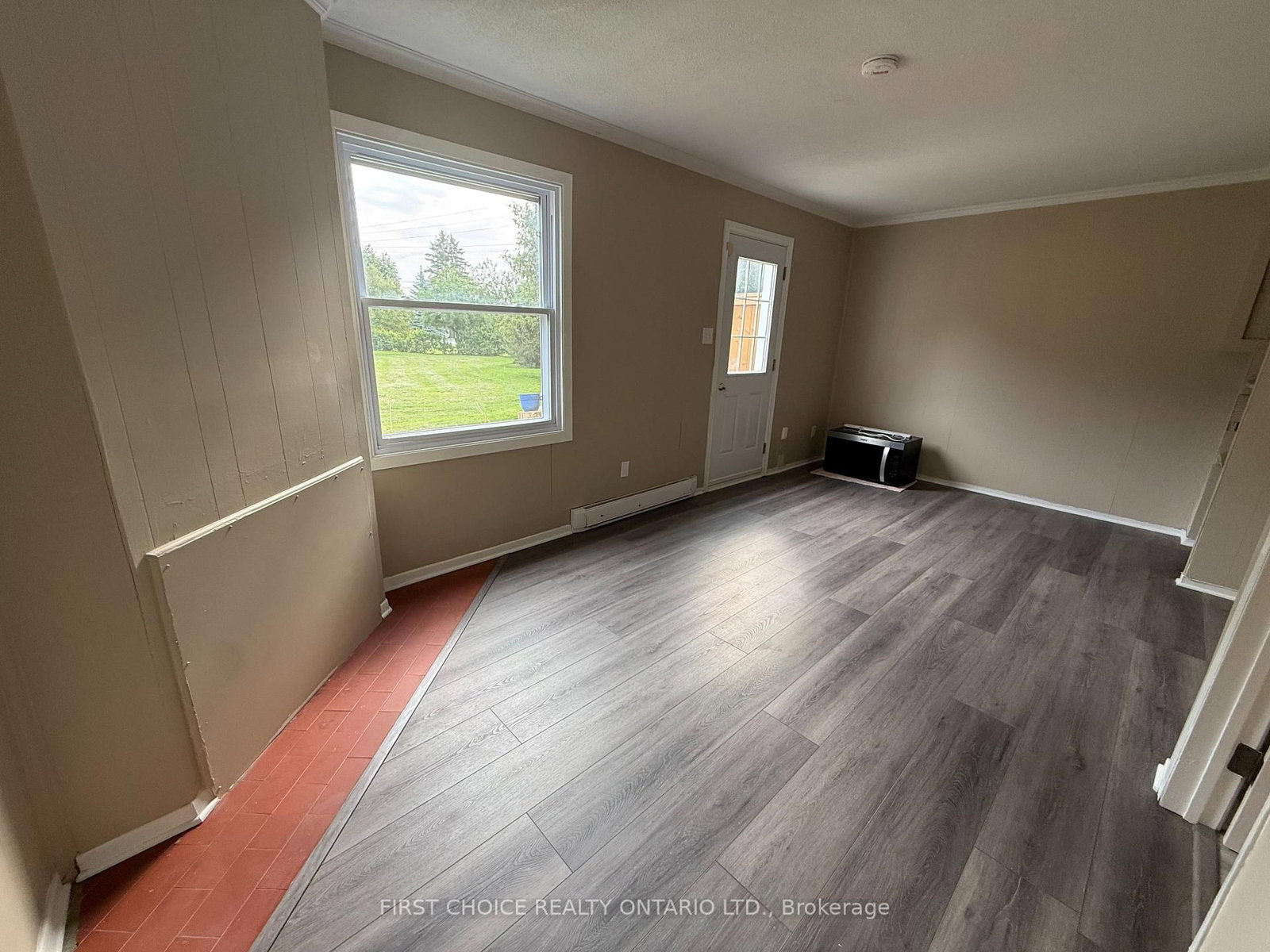 32 Appleby Private N • Ottawa, ON photo 22