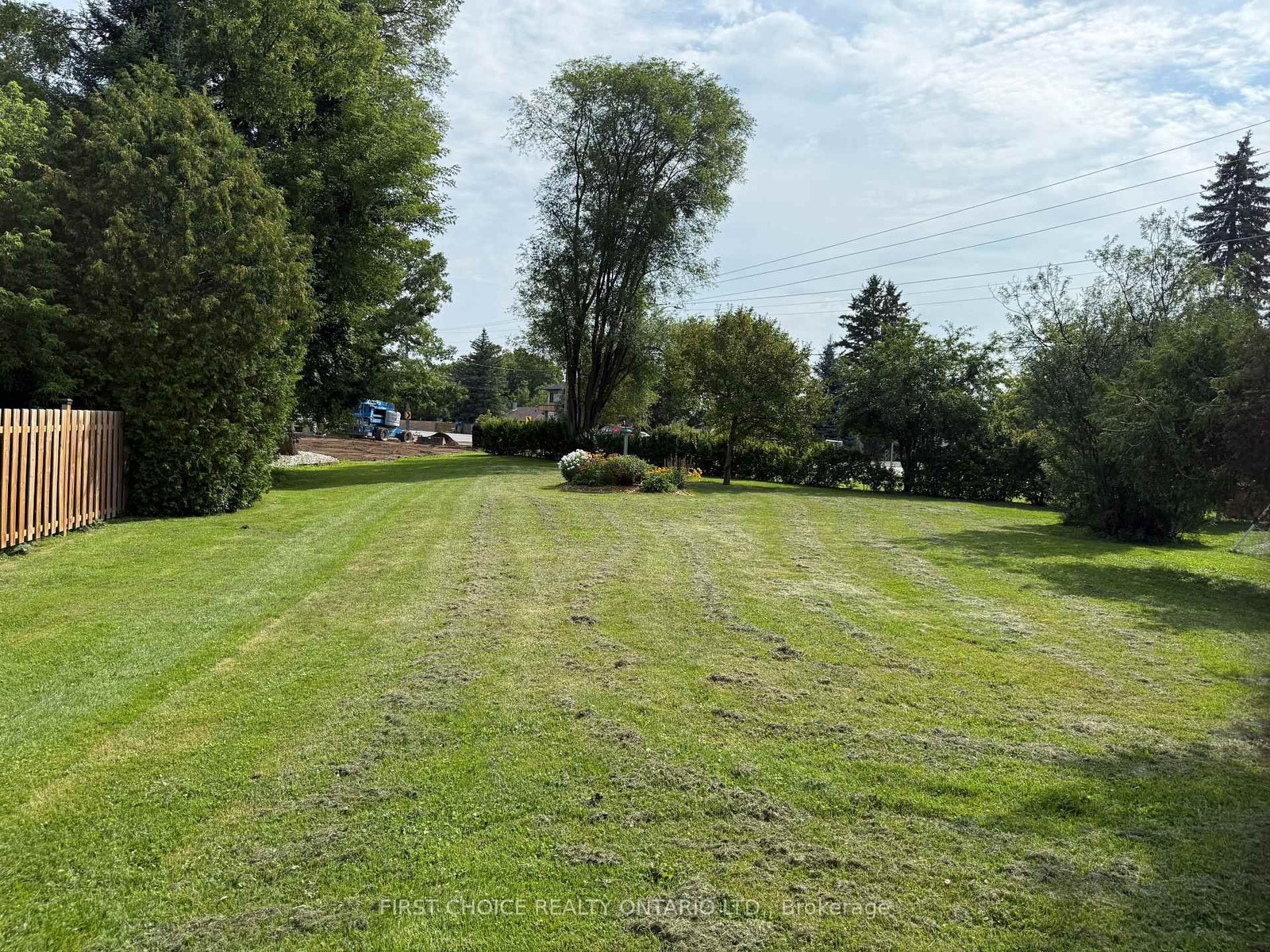 32 Appleby Private N • Ottawa, ON photo 28